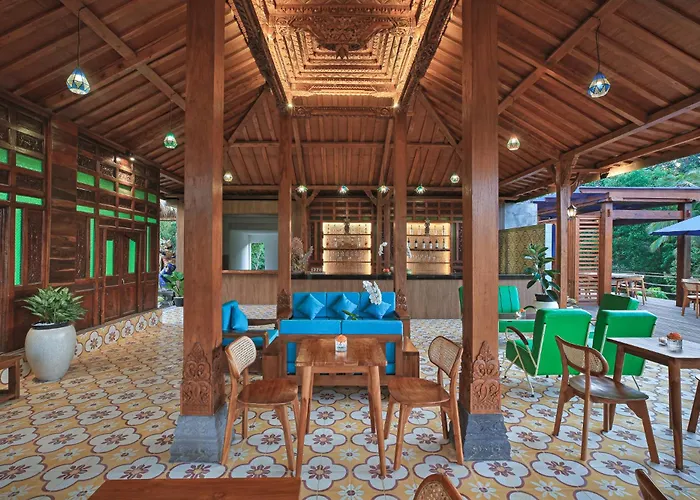 Lawani Hotel