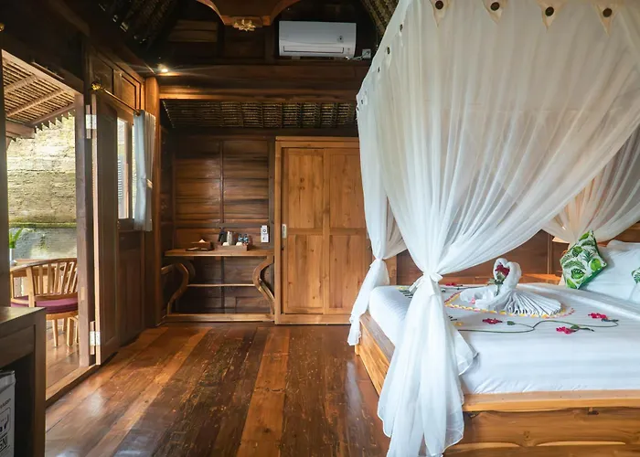 Lawani Hotel 4*